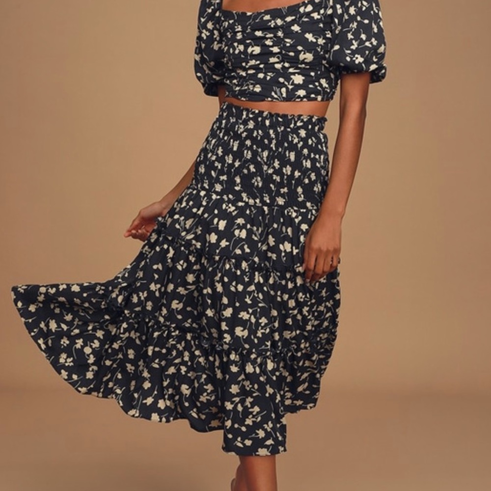 Lulus’s floral skirt
